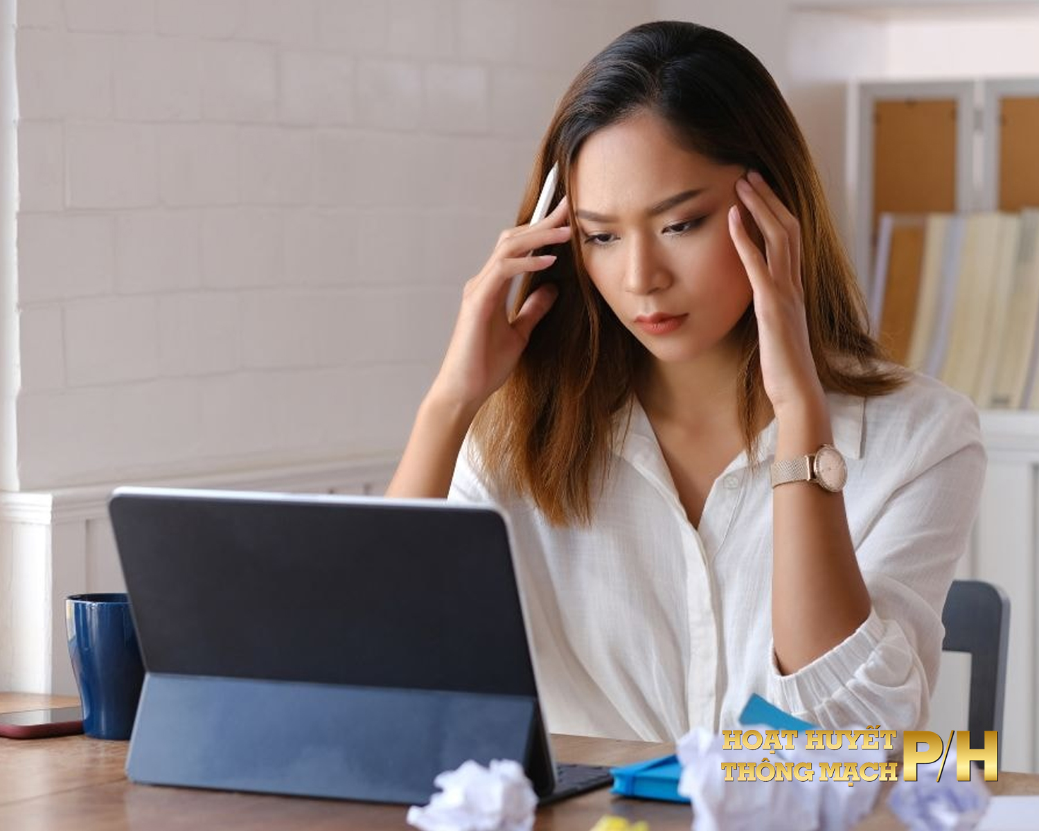 Ngồi làm việc nhiều giờ liền - ảnh hưởng thế nào đến mạch máu?